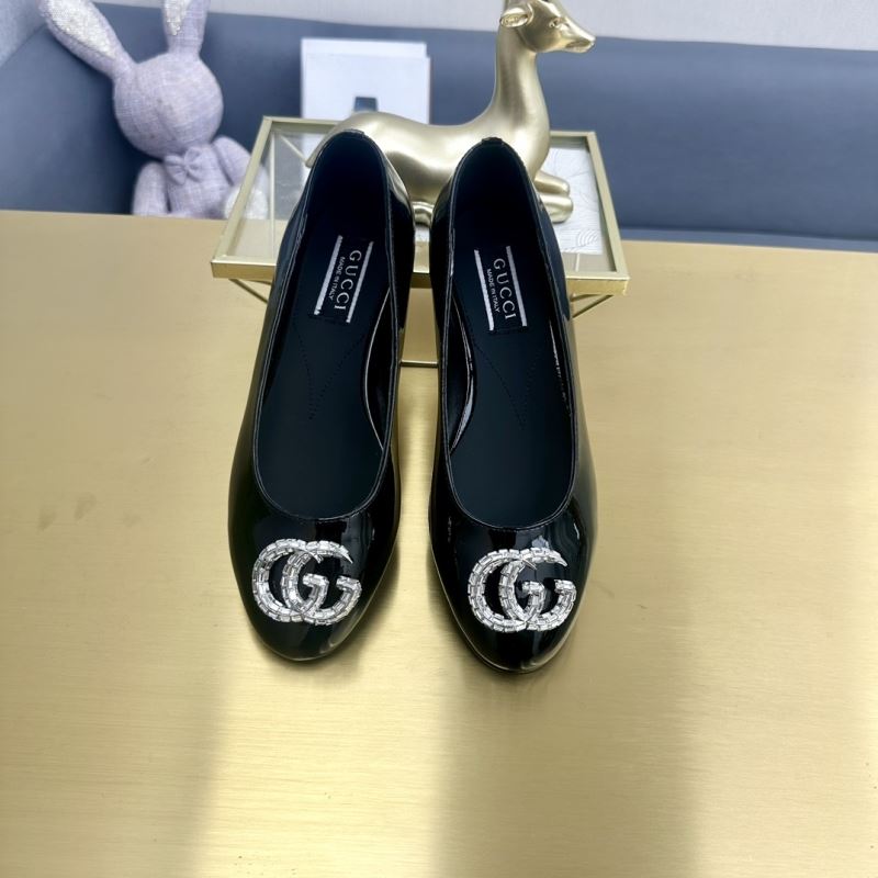 Gucci Flat Shoes